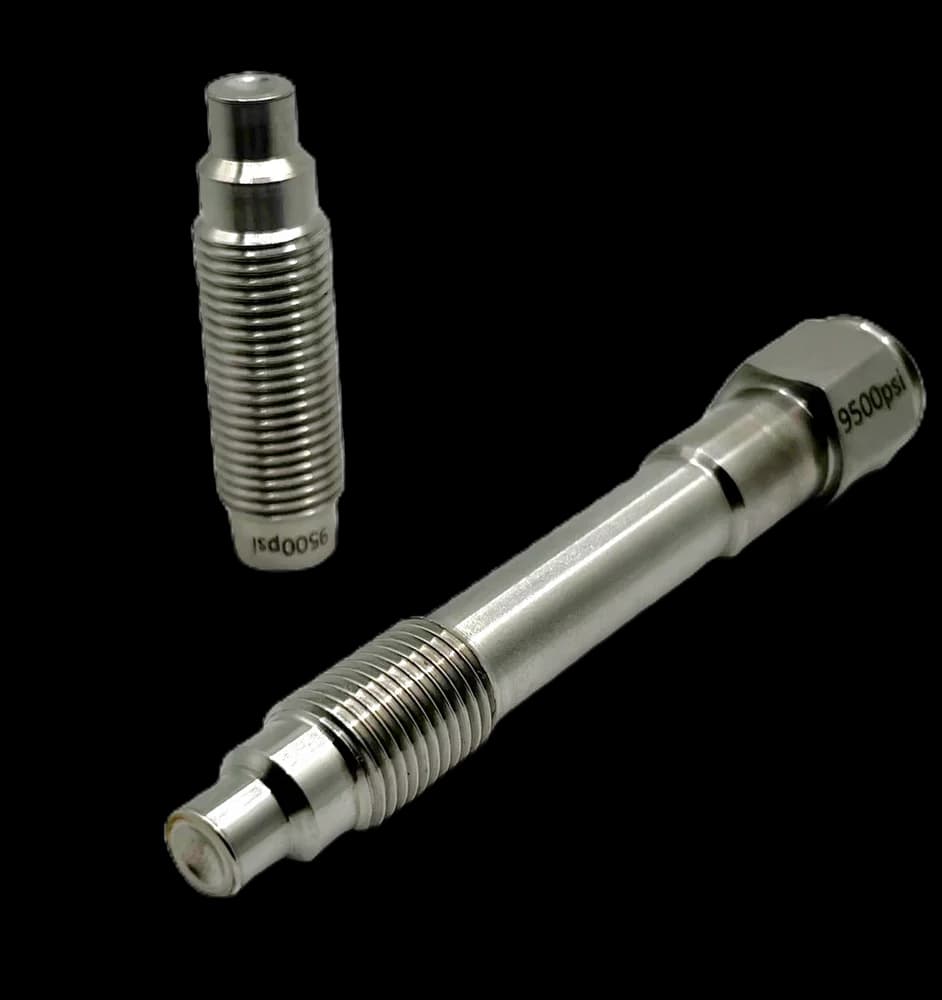 Can I Replace an Extruder Burst Plug With a Different Pressure Rating?